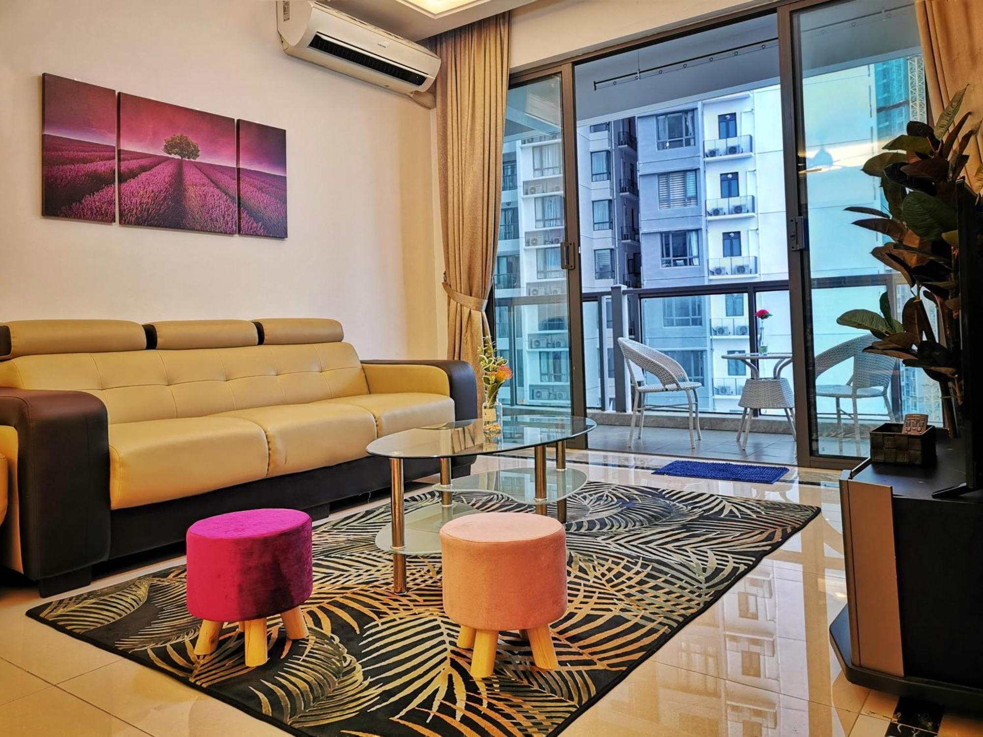 Yussy Homestay At R&F Princess Cove Johor Bahru Exterior photo